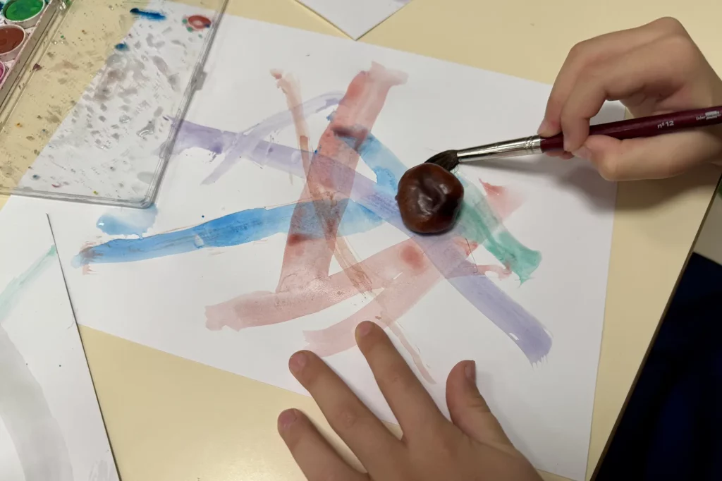 Montessori - Chestnut Art