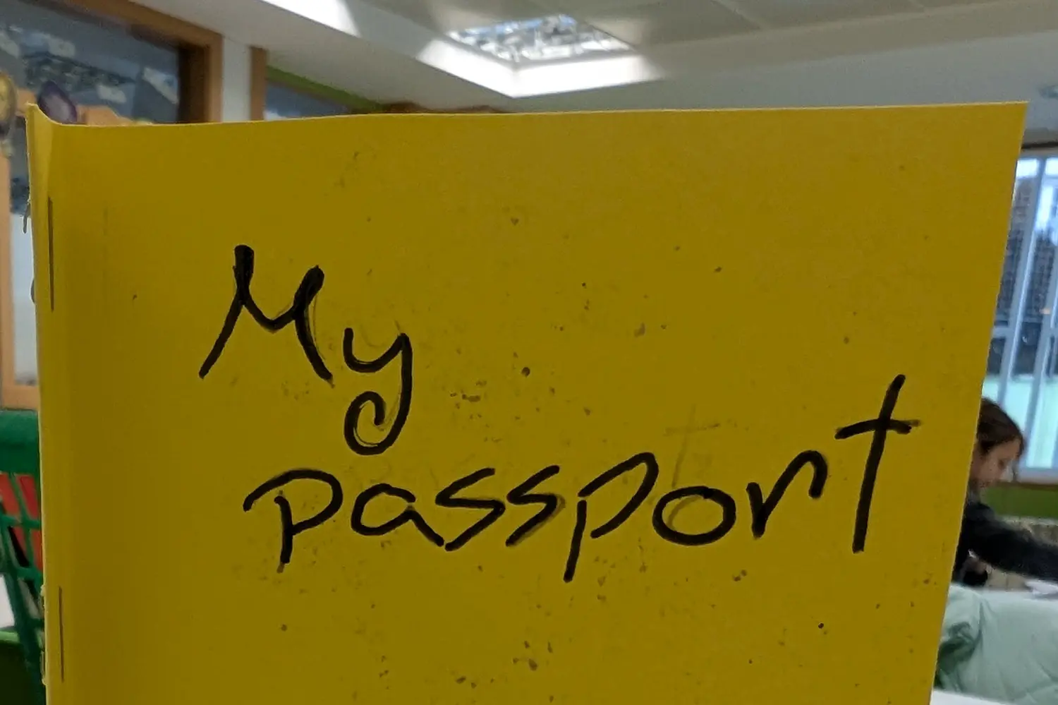 Montessori - Trip around the world