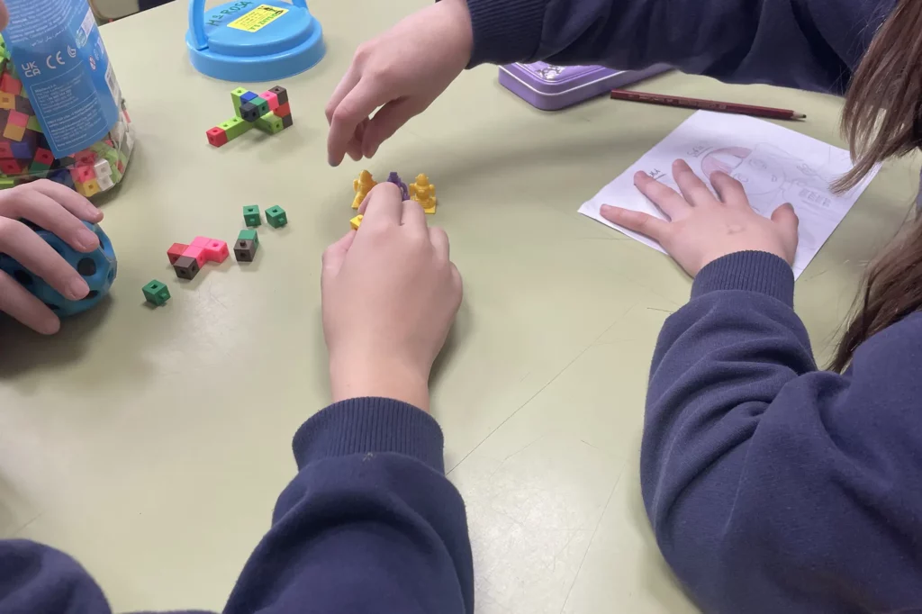 Montessori - Programa de enriquecimiento educativo