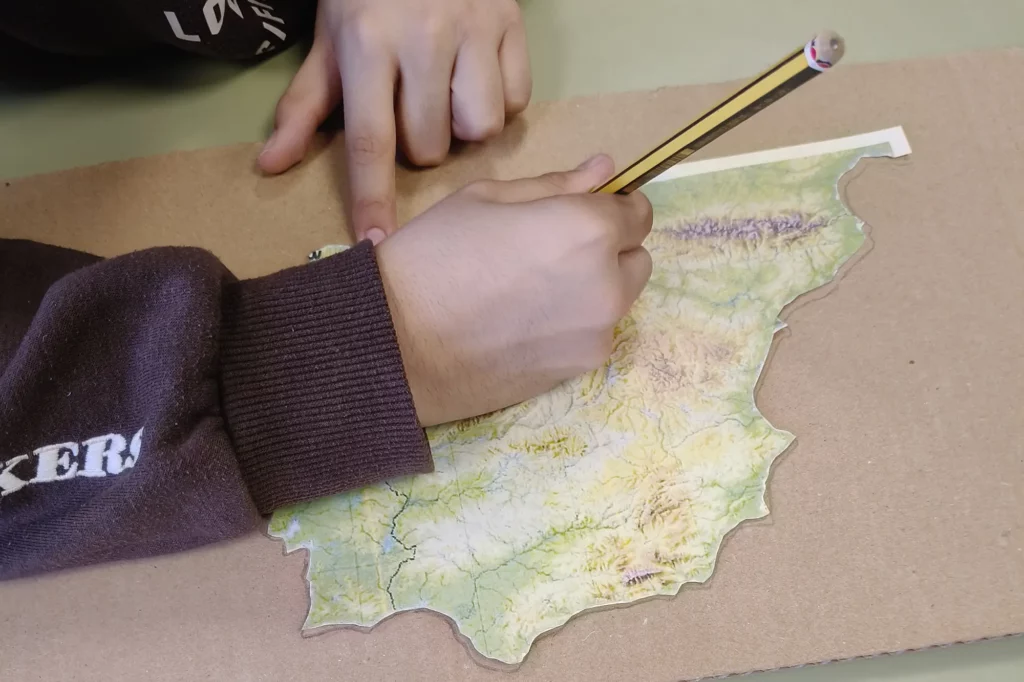 Montessori - Spain's Mountain Ranges and Rivers